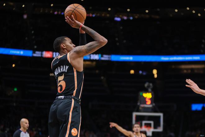 其一是她能 其一是她能