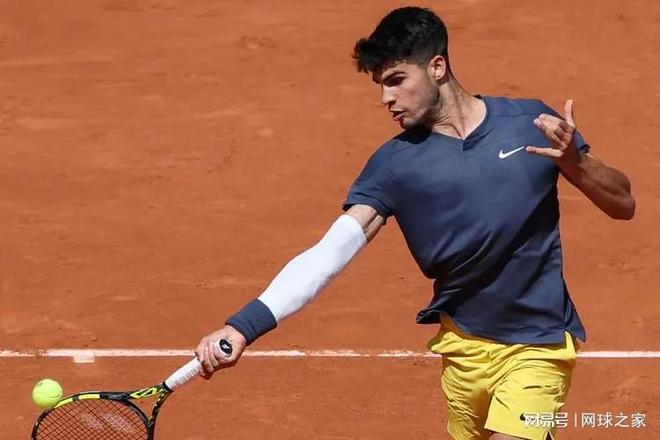 发起冲击 发起冲击